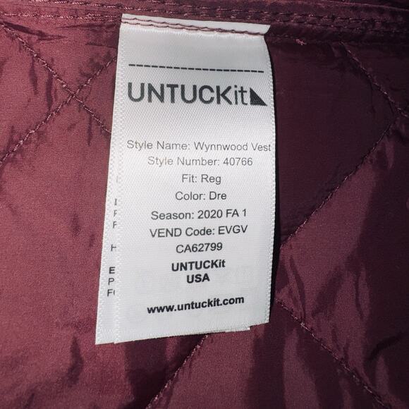 NWT UNTUCKit Wynwood Vest Men Medium Burgundy Red Pocket Quilt Zip Snap Gorpcore - Picture 8 of 10